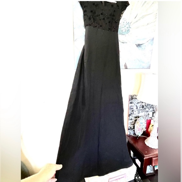 Velvet Flocked Chiffon Bodice with Crape Back Satin Skirt Formal Maxi Dr… - Picture 13 of 16